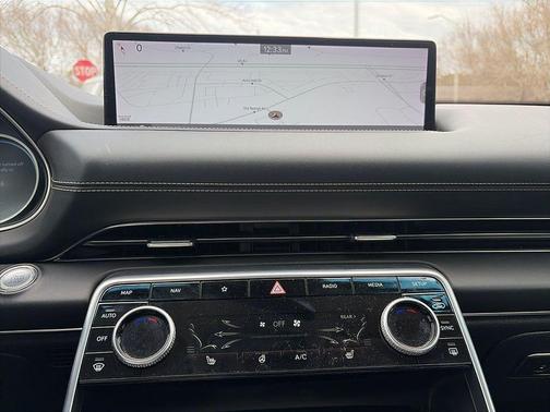 2024 Genesis GV80 2.5T