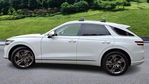 2024 Genesis Electrified GV70 Advanced AWD