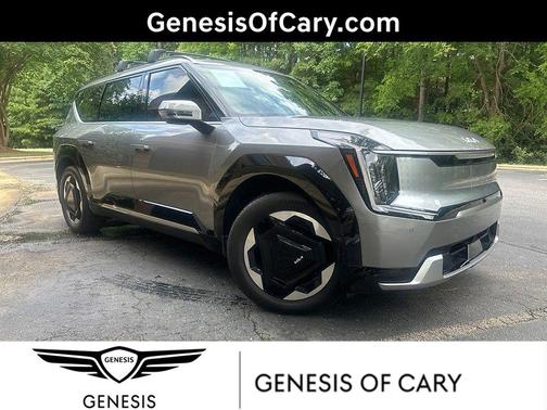 Pebble Gray 2024 Kia EV9 Land
