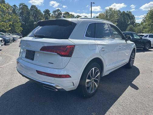 2024 Audi Q5 45 S line Premium Plus