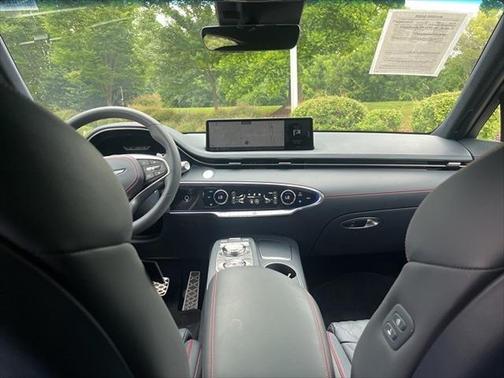 2025 Genesis GV70 3.5T AWD Sport
