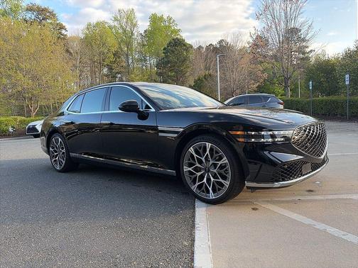 Maui Black 2025 Genesis G90 3.5T e-SC AWD