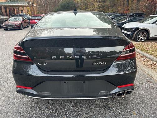 2023 Genesis G70 2.0T RWD