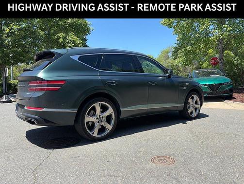 Brunswick Green Matte 2024 Genesis GV80 3.5T