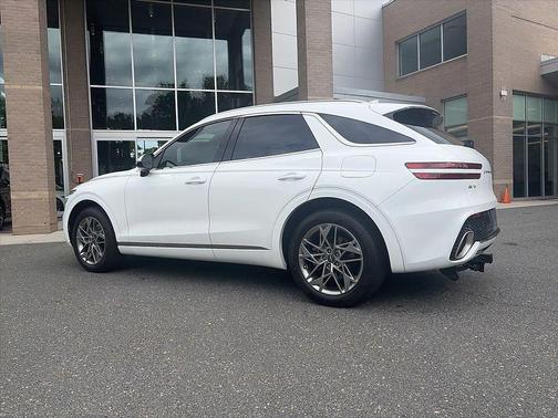 Uyuni White 2022 Genesis GV70 2.5T AWD