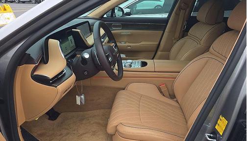 2025 Genesis G90 3.5T e-SC AWD