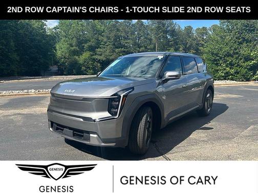 Pebble Gray 2024 Kia EV9 Light Long Range
