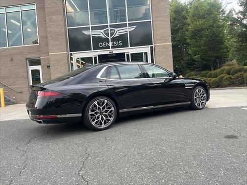 2024 Genesis G90 3.5T e-SC AWD