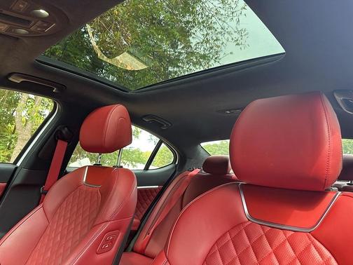 2023 Genesis G70 3.3T RWD