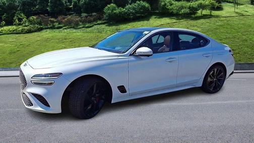 2023 Genesis G70 3.3T RWD