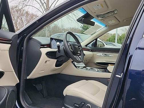 2026 Genesis GV70 2.5T