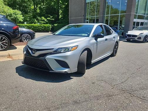 Celestial Silver Metallic 2020 Toyota Camry SE