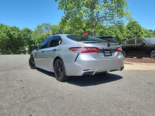 Celestial Silver Metallic 2020 Toyota Camry SE