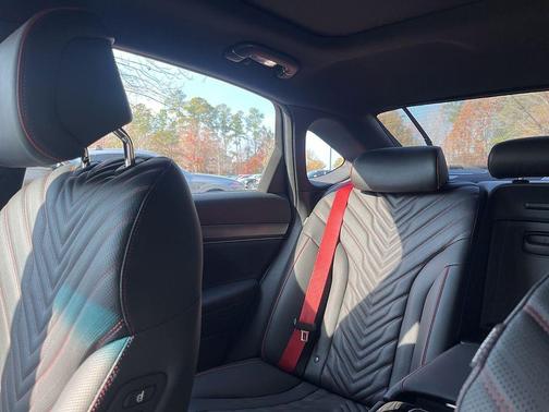 2025 Genesis G80 2.5T Sport Prestige AWD