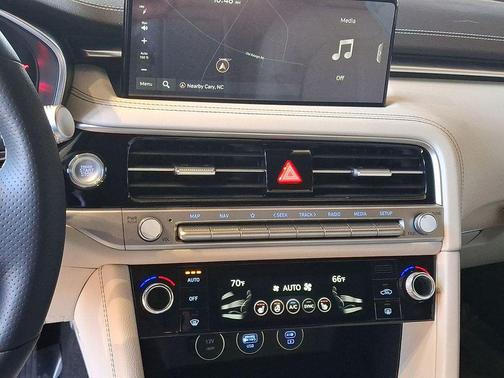 2026 Genesis G70 2.5T AWD