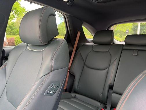 Savile Silver 2022 Genesis GV70 2.5T AWD