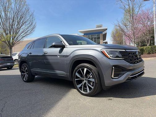 2024 Volkswagen Atlas Cross Sport 2.0T SEL Premium