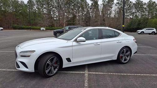 Uyuni White 2025 Genesis G70 2.5T AWD