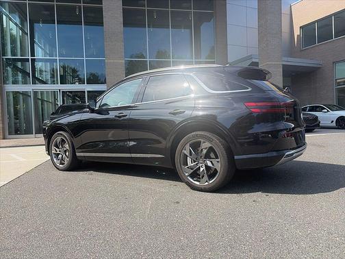 Vik Black 2023 Genesis Electrified GV70 Advanced AWD