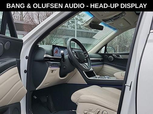 2025 Genesis GV80 2.5T