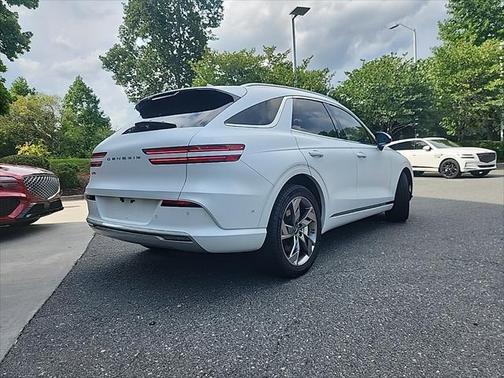 2024 Genesis Electrified GV70 Advanced AWD