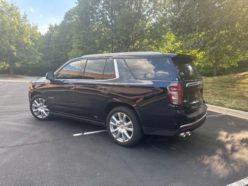 Midnight Blue Metallic 2023 Chevrolet Tahoe 4WD High Country