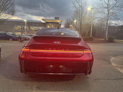 2024 Hyundai IONIQ 6 SEL