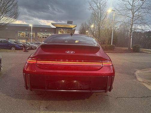 2024 Hyundai IONIQ 6 SEL