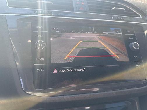 2024 Volkswagen Tiguan 2.0T SE 4MOTION