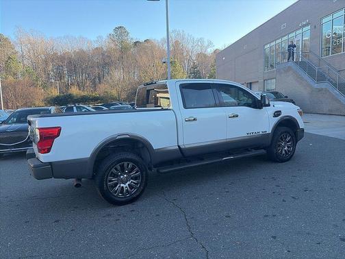 2019 Nissan Titan XD Platinum Reserve