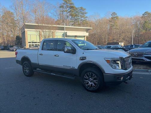 2019 Nissan Titan XD Platinum Reserve