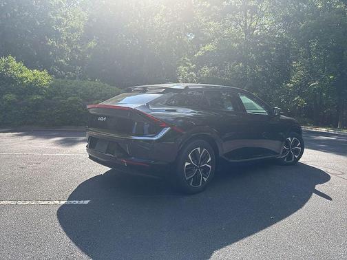 Aurora Black Pearl 2023 Kia EV6 Wind