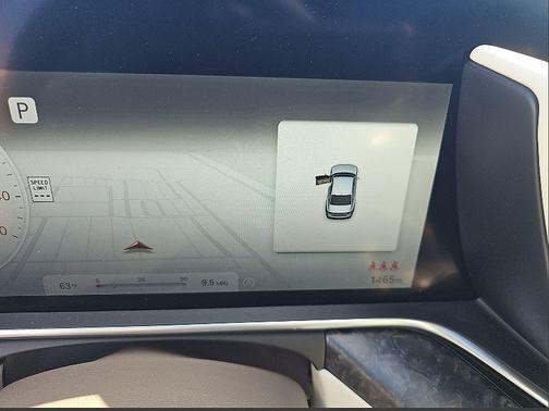 Uyuni White 2025 Genesis G90 3.5T e-SC AWD