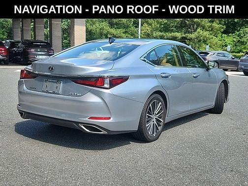 Iridium 2023 Lexus ES 350 Base