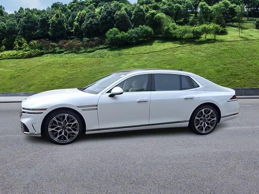 Uyuni White 2026 Genesis G90 3.5T E-SC MHEV AWD