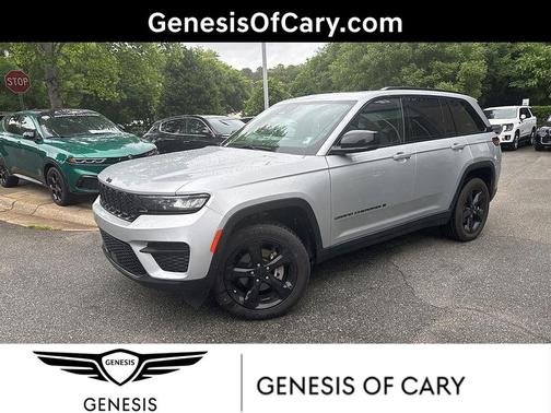 Silver Zynith 2023 Jeep Grand Cherokee Altitude