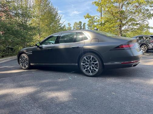 2024 Genesis G90 3.5T e-SC AWD
