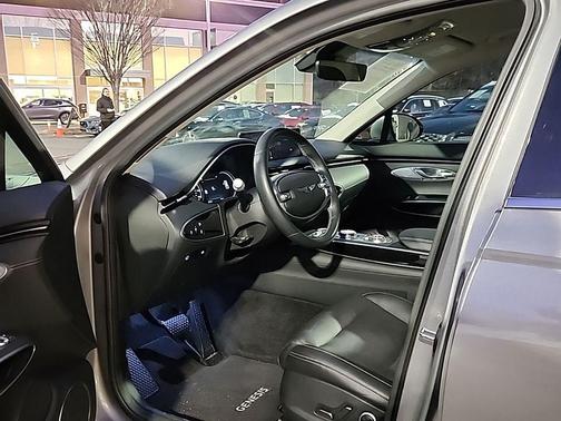 2025 Genesis GV70 2.5T AWD