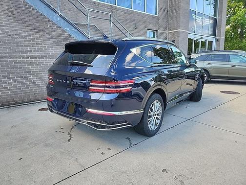 2025 Genesis GV80 2.5T