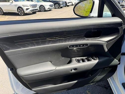 2026 Genesis G90 3.5T E-SC Prestige Black AWD