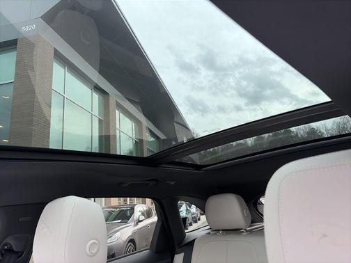 2025 Jaguar F-PACE R-Dynamic S P250 AWD Automatic