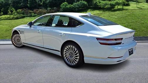 2024 Genesis Electrified G80 Advanced
