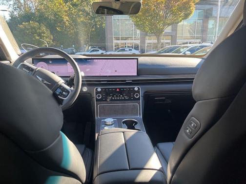 2025 Genesis GV80 2.5T