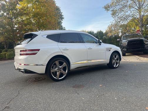 2024 Genesis GV80 2.5T