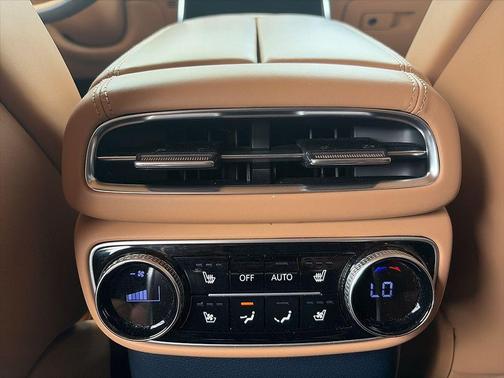 Matterhorn White 2022 Genesis GV80 3.5T Prestige Signature