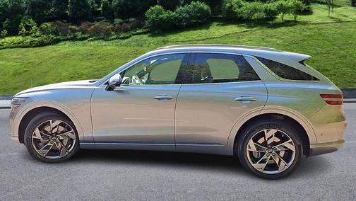 2024 Genesis Electrified GV70 Advanced AWD