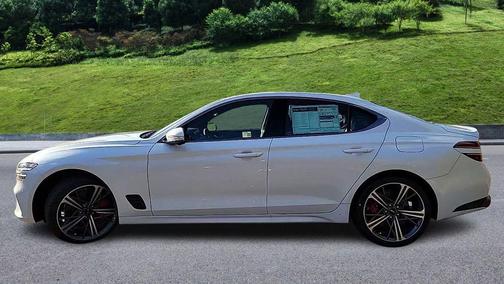 2025 Genesis G70 3.3T RWD Sport Advanced