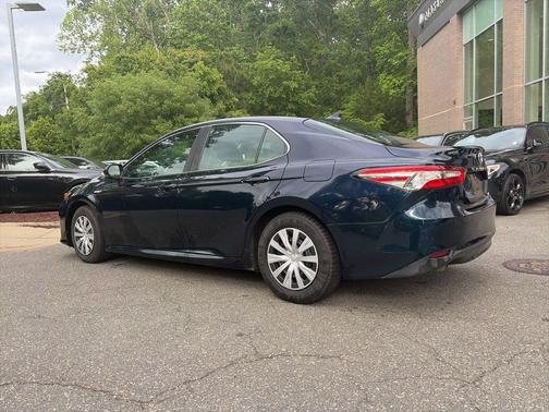 Aqua 2019 Toyota Camry Hybrid LE