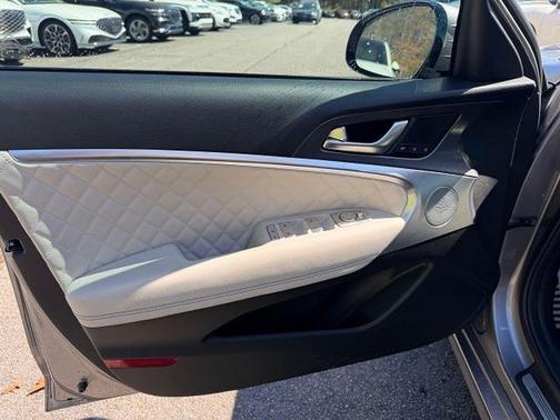 Savile Silver 2025 Genesis G70 3.3T RWD Sport Advanced