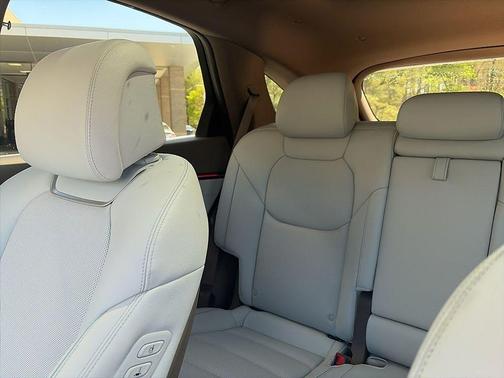 Savile Silver 2026 Genesis GV70 2.5T Advanced